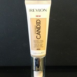 Revlon Candid Foundation